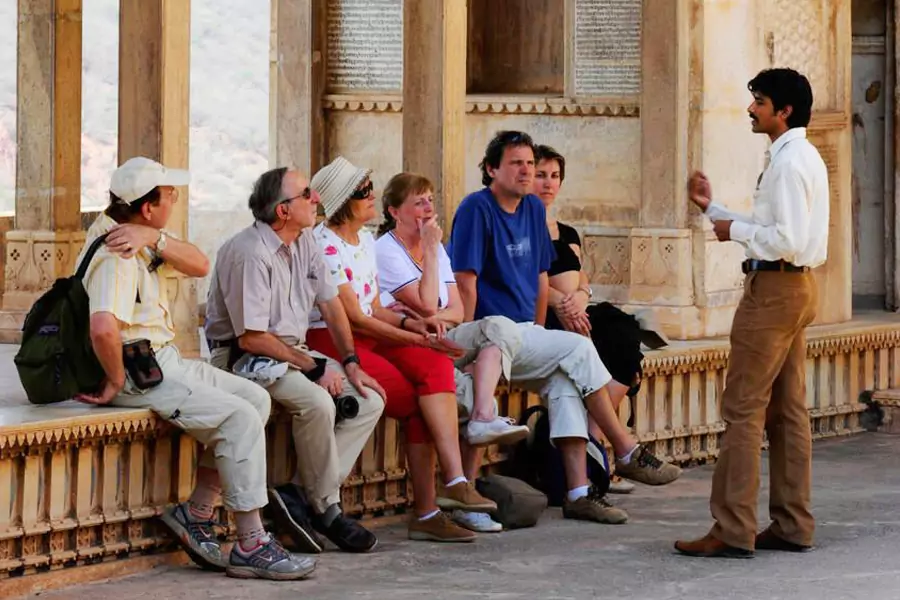 Jaipur Tour Guide Services